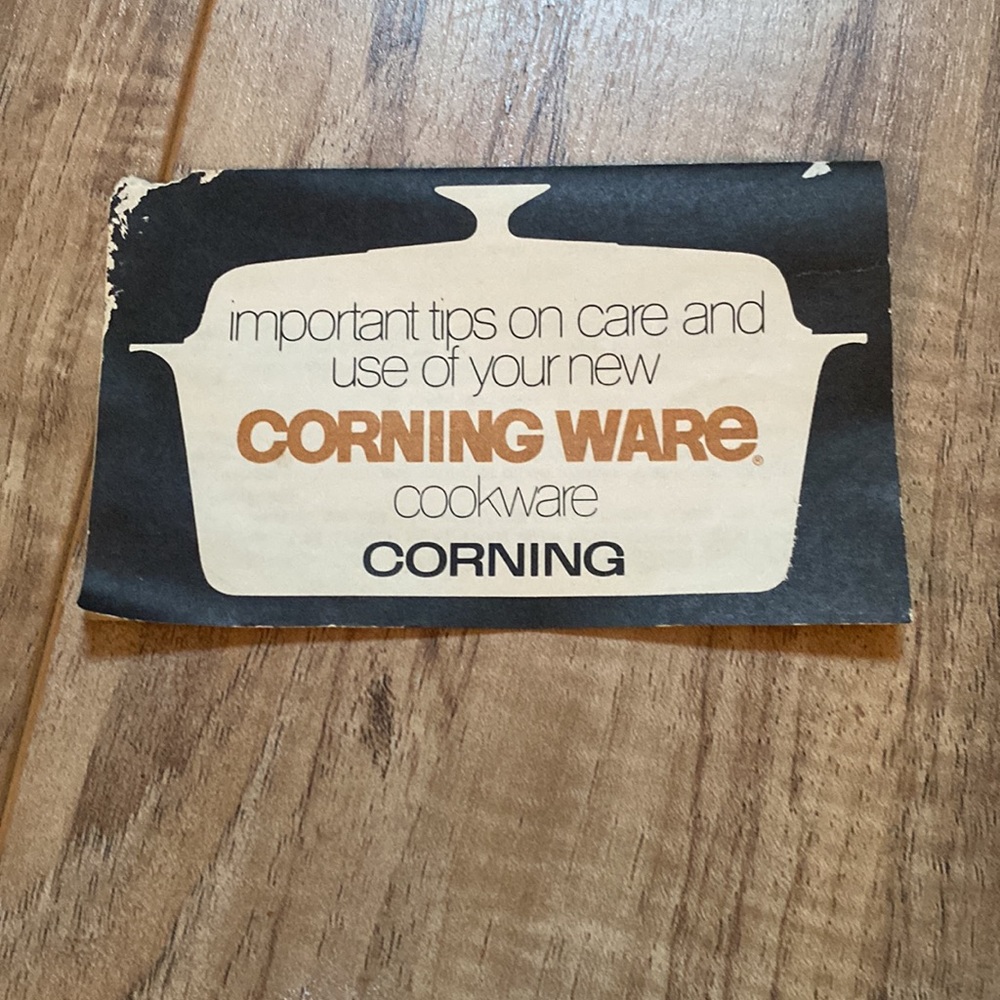 VINTAGE! NEW IN BOX! Corning Ware Cornflower Blue Ware Skillet with Lid - Picture 12 of 15